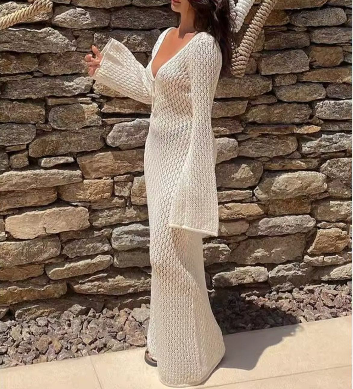 Bohemian Charm: The Elegant Crochet Maxi Dress for a Chic Summer ☀️🏝️